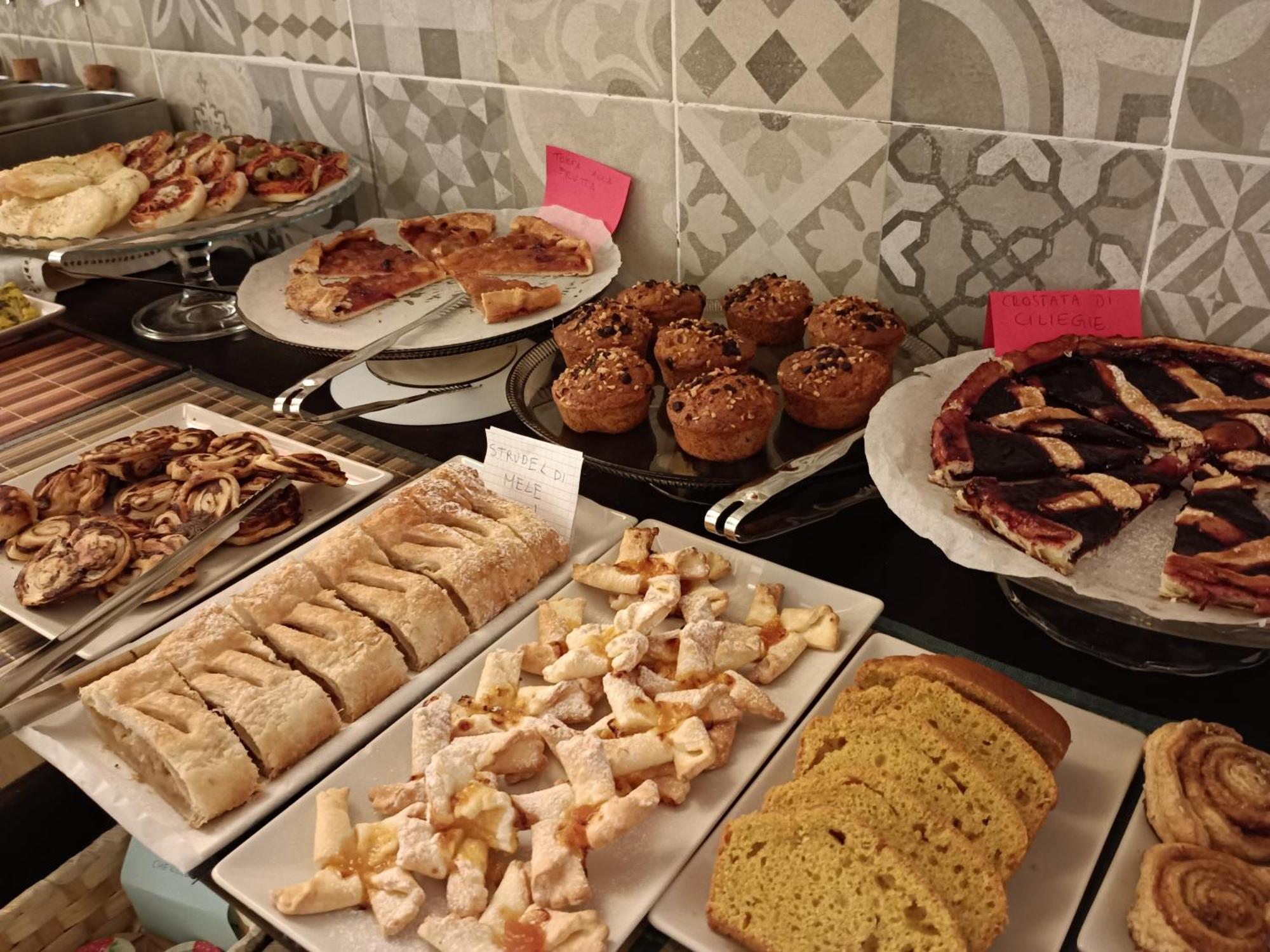 Vegan B&B Meuble Adriana Sirmione Eksteriør bilde